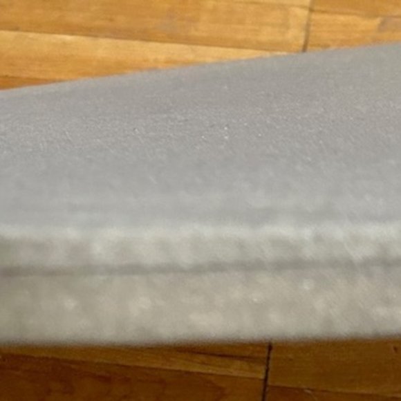 BRAND NEW 12"x12" HEAT PRESS MAT FOR CRICUT PRESS OR IRON USE - Picture 2 of 3